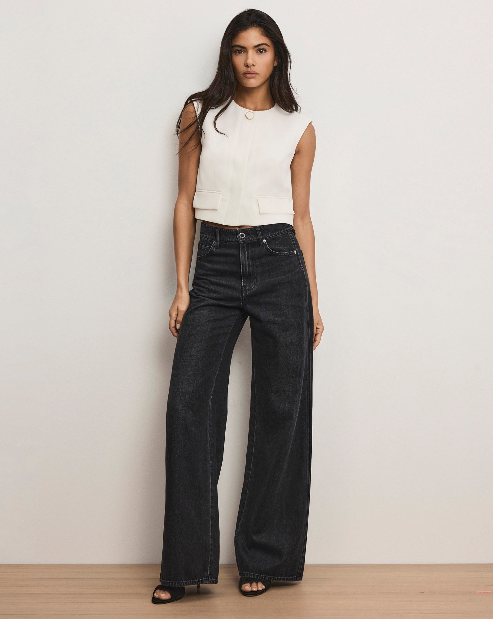 Cliffwood Cropped Vest