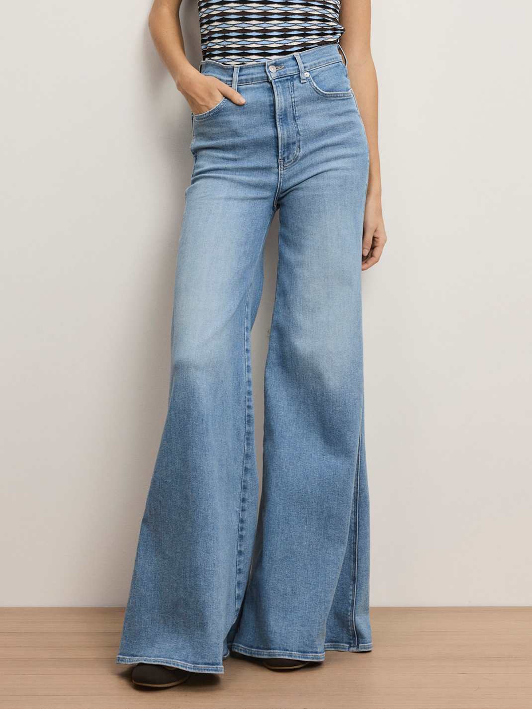 Jesse Ultra-Flare Jean