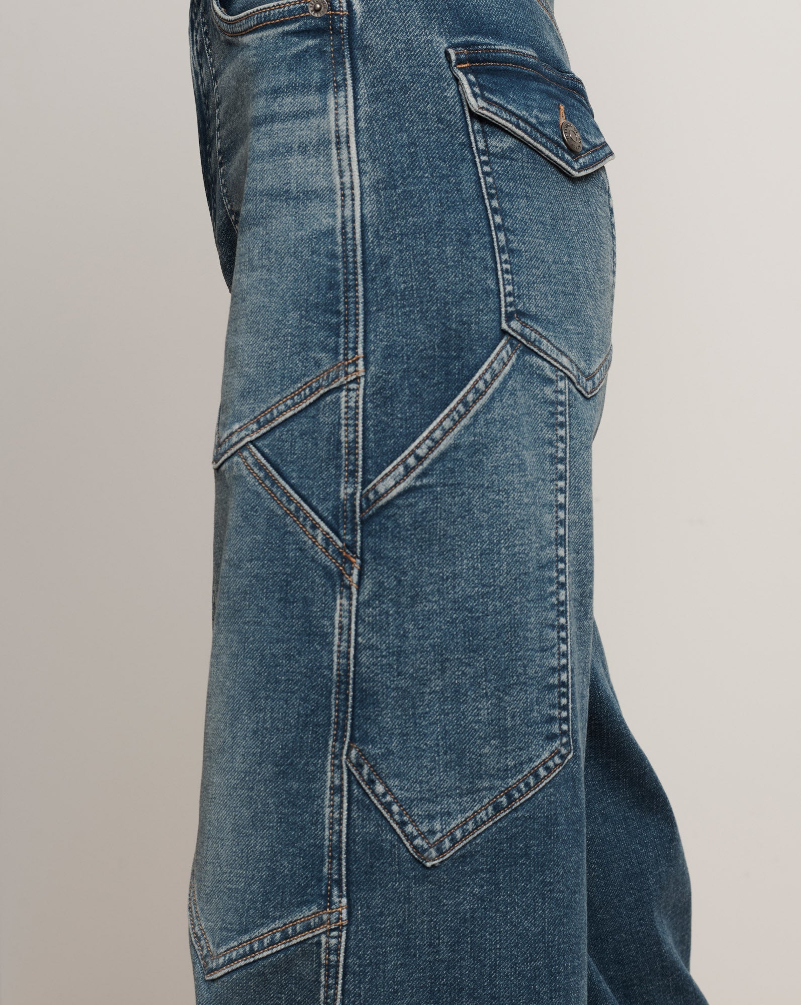 Freddy Wide-Leg Cargo Jean